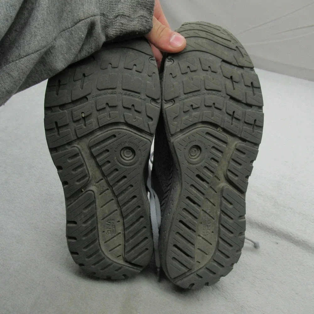 Brooks Mens 12D Running Shoes Grey Beast GTS 24 Chunky Cushioned Lightweight - Picture 12 of 16